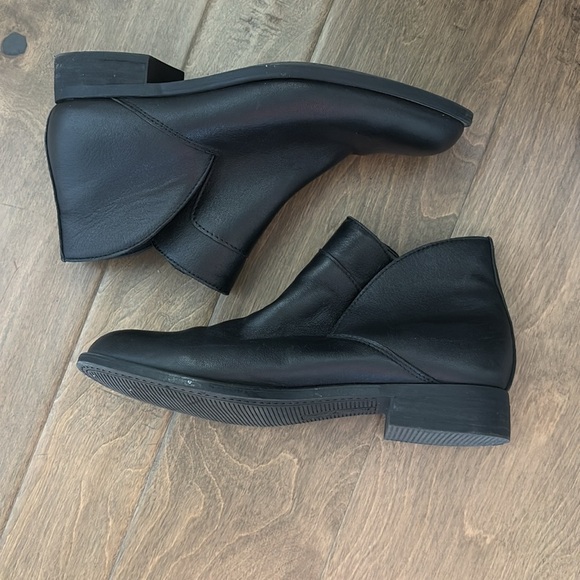 Me Too Kade1 Leather Slip-On Ankle Boots Booties Black Size 7 - Picture 5 of 8